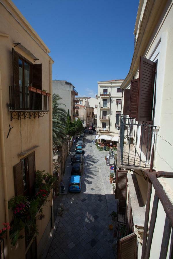 Il Sonno Dei Giusti Apartment By Domusicily Palermo Exterior photo