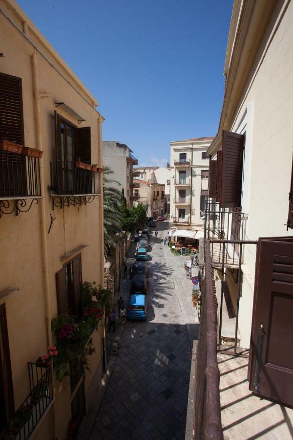 Il Sonno Dei Giusti Apartment By Domusicily Palermo Exterior photo