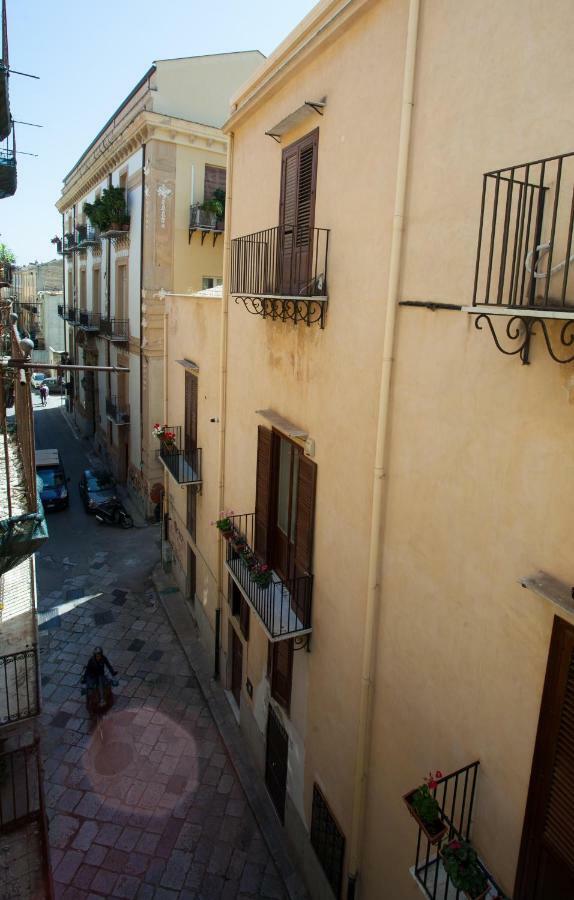 Il Sonno Dei Giusti Apartment By Domusicily Palermo Exterior photo